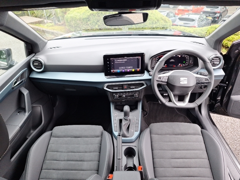 Seat Arona 1.0 Tsi 115 Xperience Lux Dsg Black #3