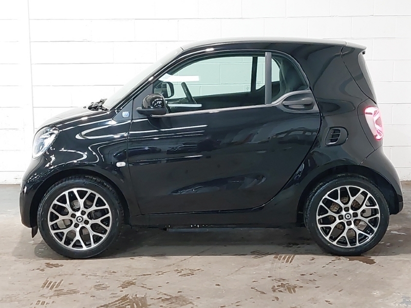 Smart Fortwo Coupe 60Kw Eq Prime Exclusive 17Kwh 22Kwch Black #4