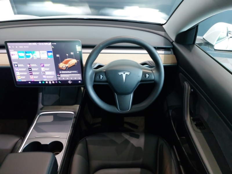 Tesla Model 3 Dual Motor Long Range Saloon White #8