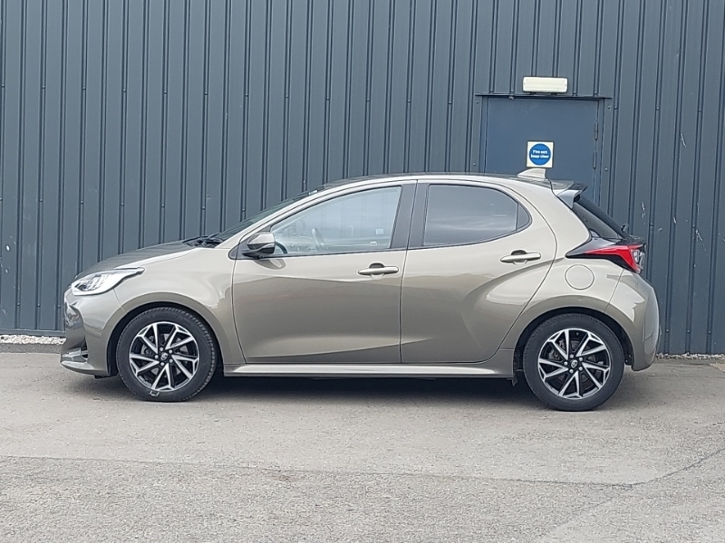 Toyota Yaris 1.5 Hybrid Design Cvt Brown #4