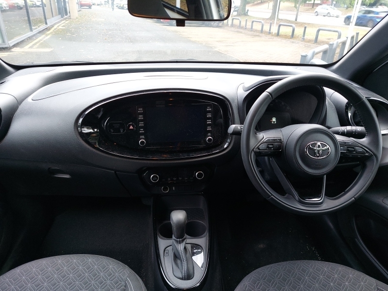 Toyota Aygo X 1.0 Vvt-i Pure White #3