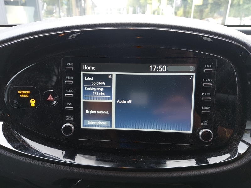 Toyota Aygo X 1.0 Vvt-i Pure White #10