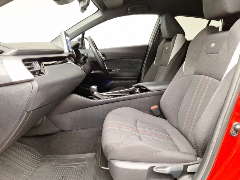 Toyota C-Hr 1.8 Hybrid Gr Sport Cvt Red #5