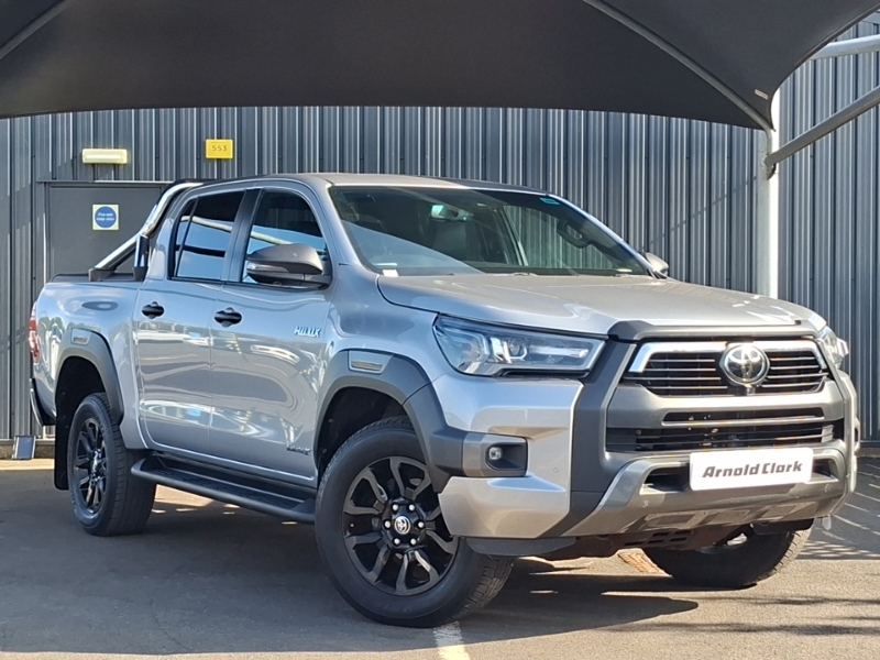 Toyota HILUX Invincible X Dcab Pick Up 2.8 D-4d Silver