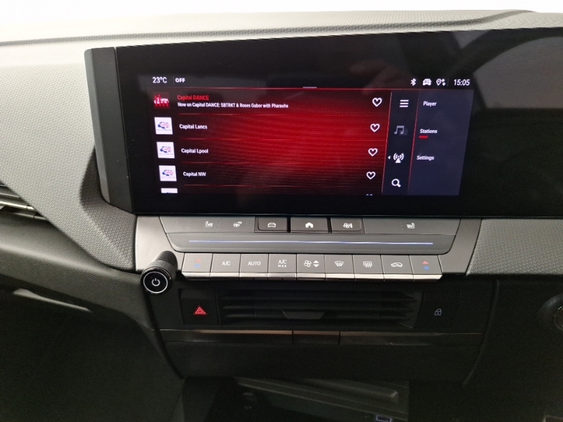 Vauxhall Astra Design White #11