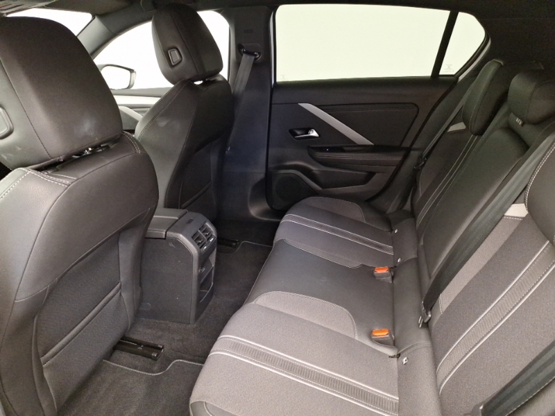Vauxhall Astra 1.2 Turbo 130 Gs White #6