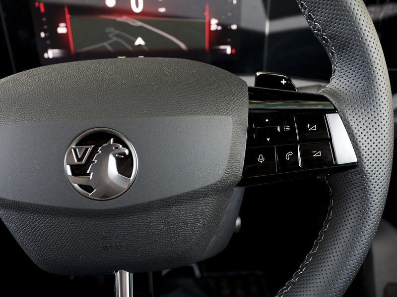 Vauxhall Astra Griffin Black #18