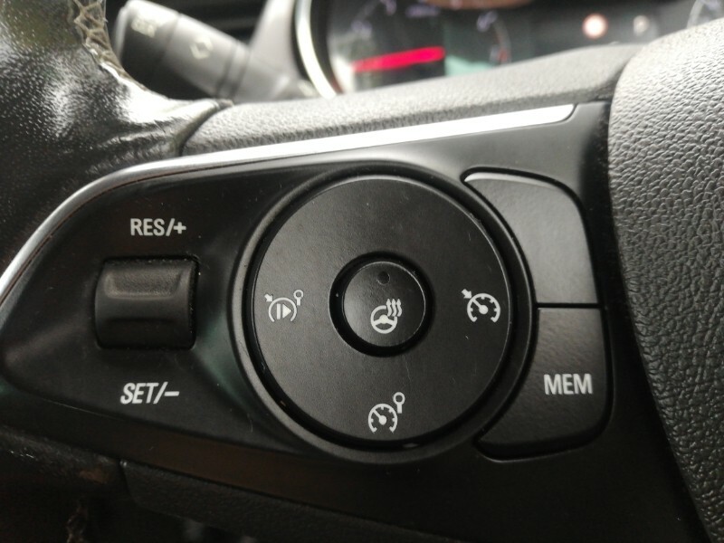 Vauxhall Crossland Se Black #11