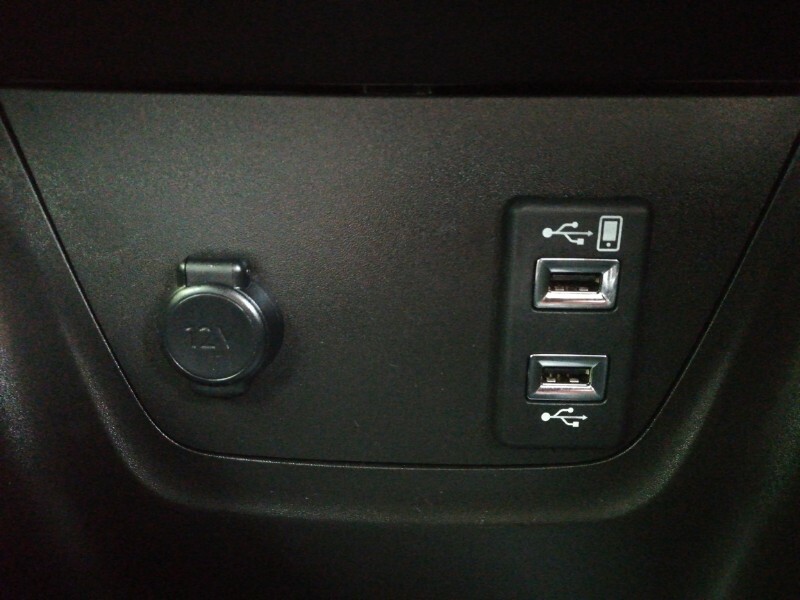 Vauxhall Crossland Se Black #17