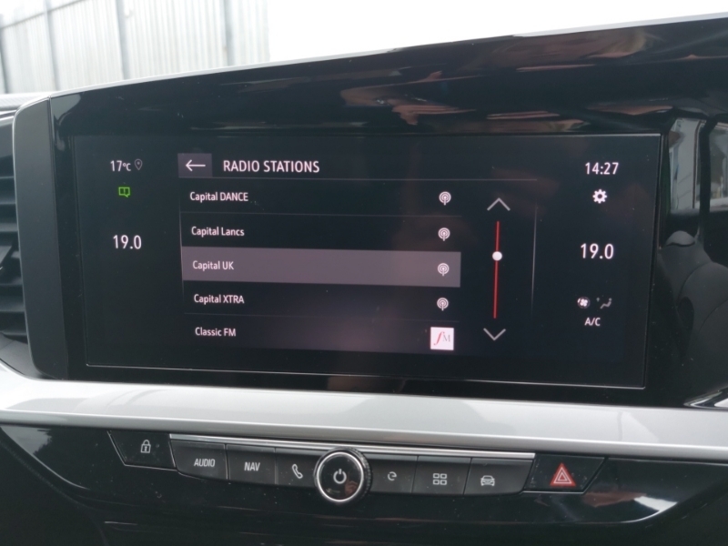 Vauxhall Mokka-e Gs Black #11