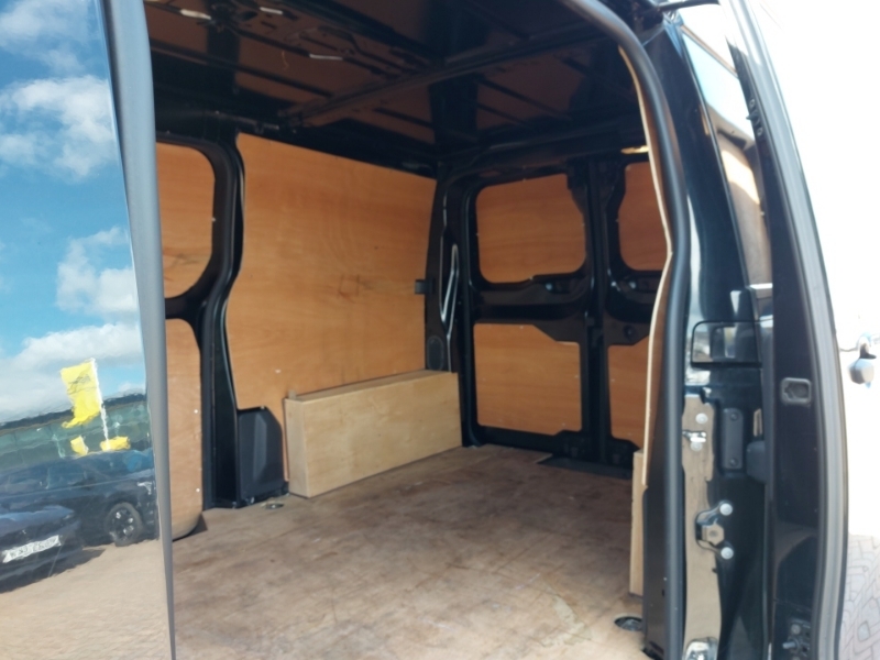 Vauxhall Vivaro 2700 1.5D 100Ps Dynamic H1 Van Black #6