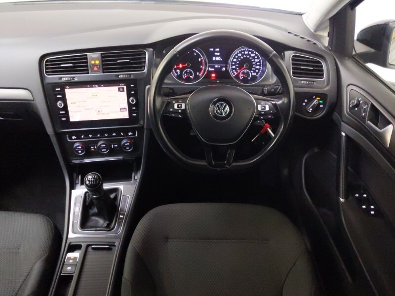 Volkswagen Golf Hatchback Red #7