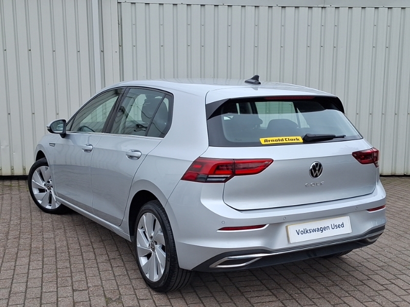 Volkswagen Golf Active Tsi Red #2