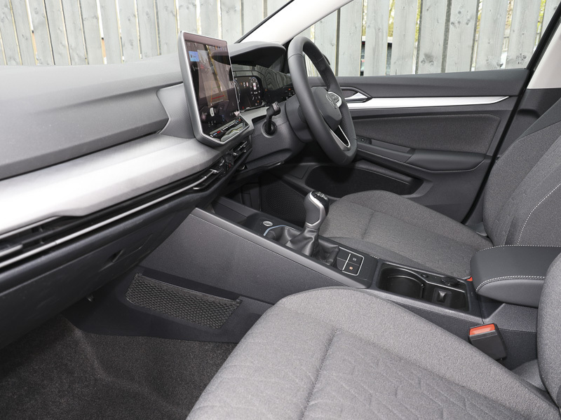 Volkswagen Golf 1.5 Tsi Match Black #5