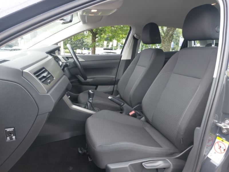 Volkswagen Polo Se Hatchback White #5
