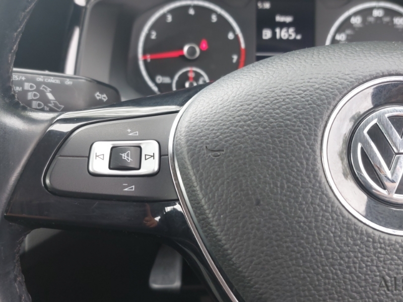 Volkswagen Polo Se Hatchback White #12
