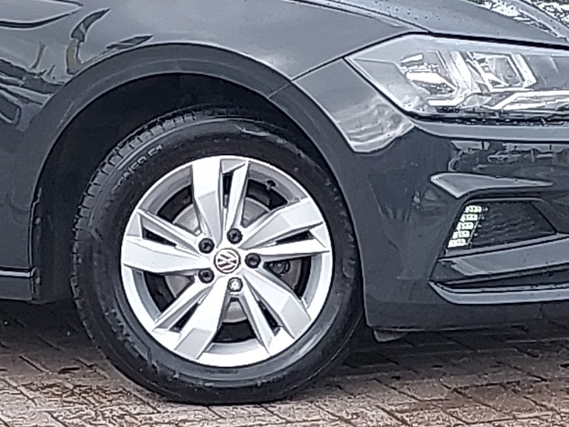 Volkswagen Polo Se Hatchback White #20