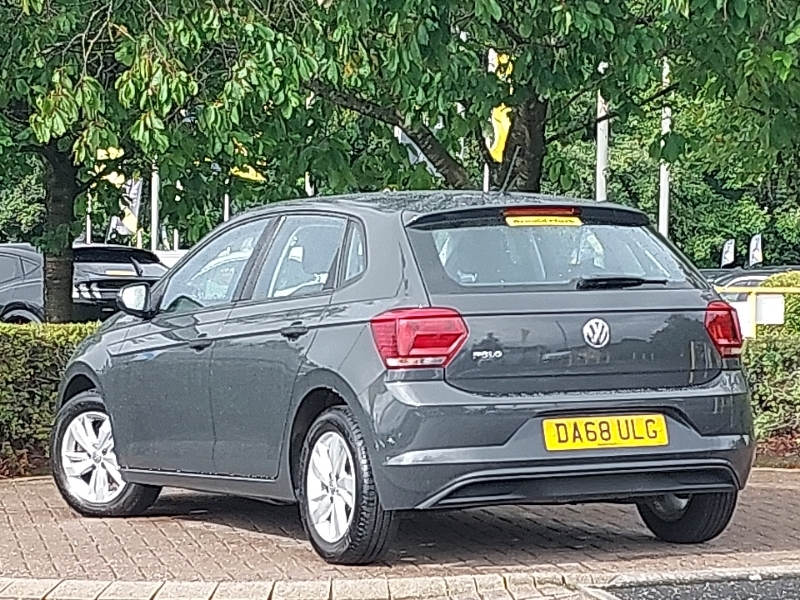 Volkswagen Polo Se Hatchback White #2