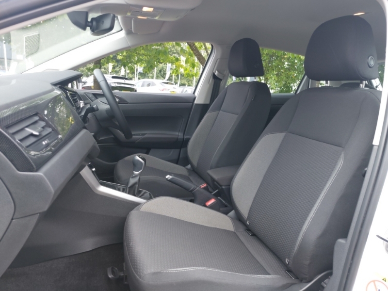 Volkswagen Polo 1.0 Life White #5