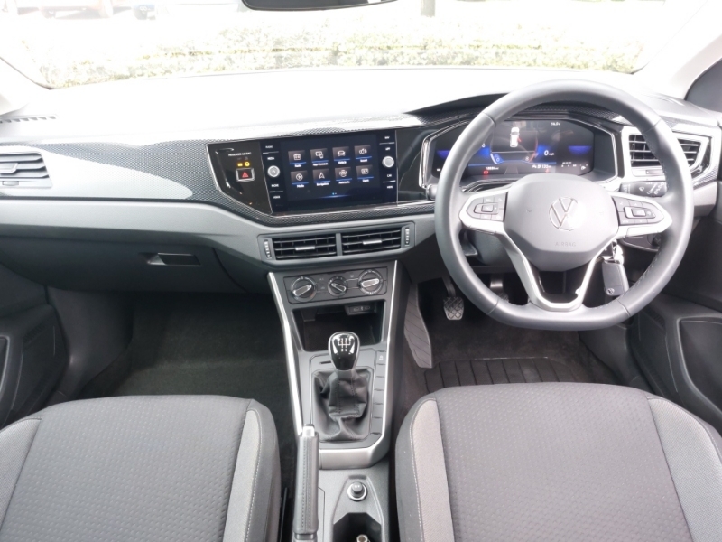 Volkswagen Polo 1.0 Life White #3