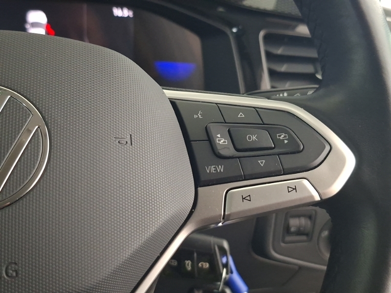 Volkswagen Polo Hatchback #13