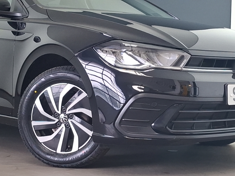 Volkswagen Polo Hatchback #20