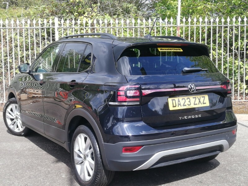 Volkswagen T-Cross 1.0 Tsi 95Ps Move Hatchback Black #2