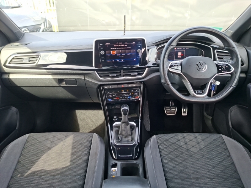 Volkswagen T-Roc 1.5 Tsi R-line Dsg Black #3
