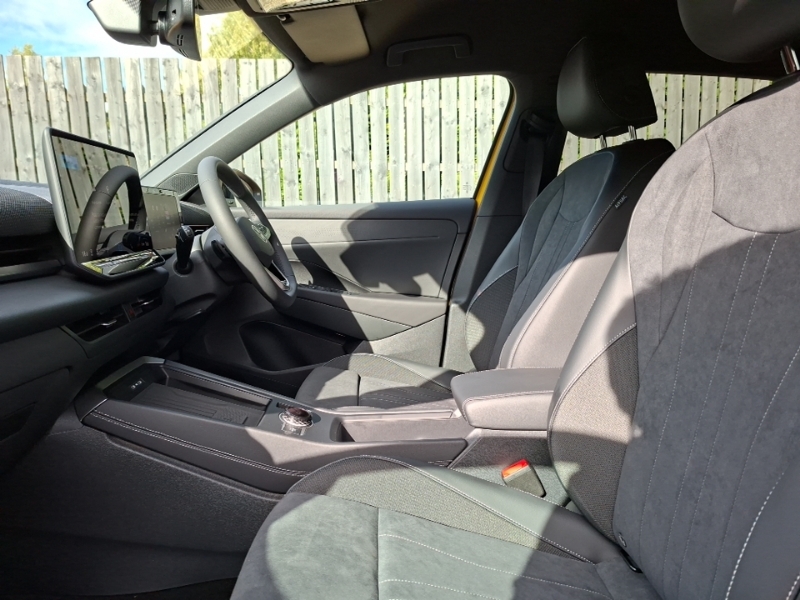 Volkswagen T-Roc 1.5 Etsi Style Dsg Yellow #5