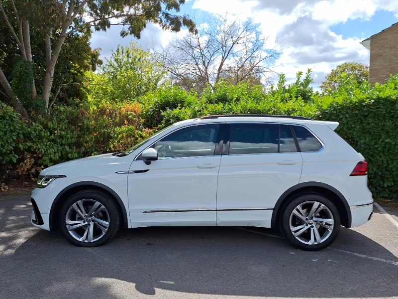 Volkswagen Tiguan 1.5 Tsi 150 R-line Edition Dsg White #4