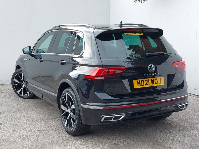 Volkswagen Tiguan 2.0 Tdi 4Motion R-line Dsg Black #2