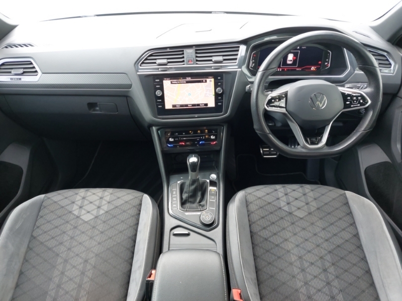 Volkswagen Tiguan 2.0 Tdi 4Motion R-line Dsg Black #3