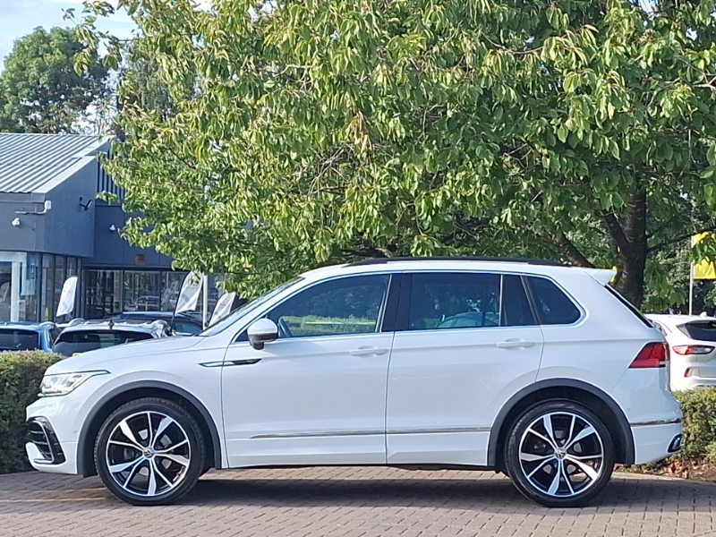 Volkswagen Tiguan 1.5 Tsi 150 R-line Dsg White #4