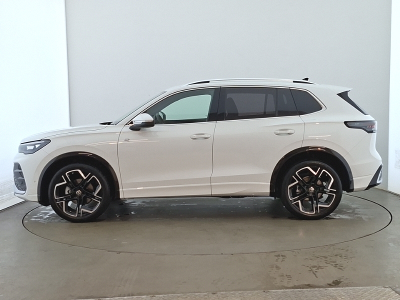 Volkswagen Tiguan 1.5 Tsi Ehybrid R-line Dsg White #4