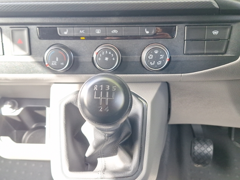 Volkswagen Transporter Lwb 2.0 Tdi 150 Highlin Blue #16