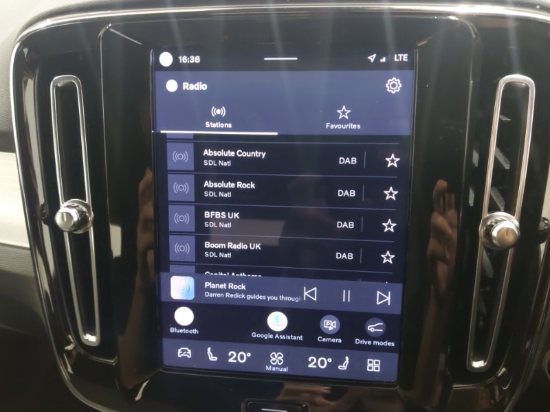 Volvo XC40 Plus Blue #11