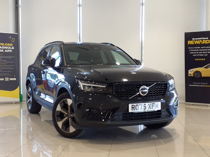 Volvo XC40 2.0 B4p Plus Dark Black