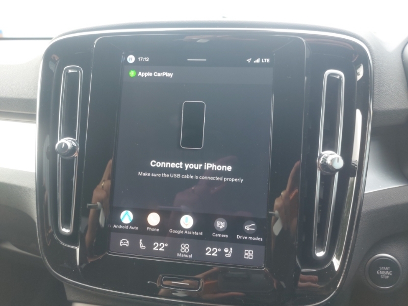 Volvo XC40 Plus Black #15