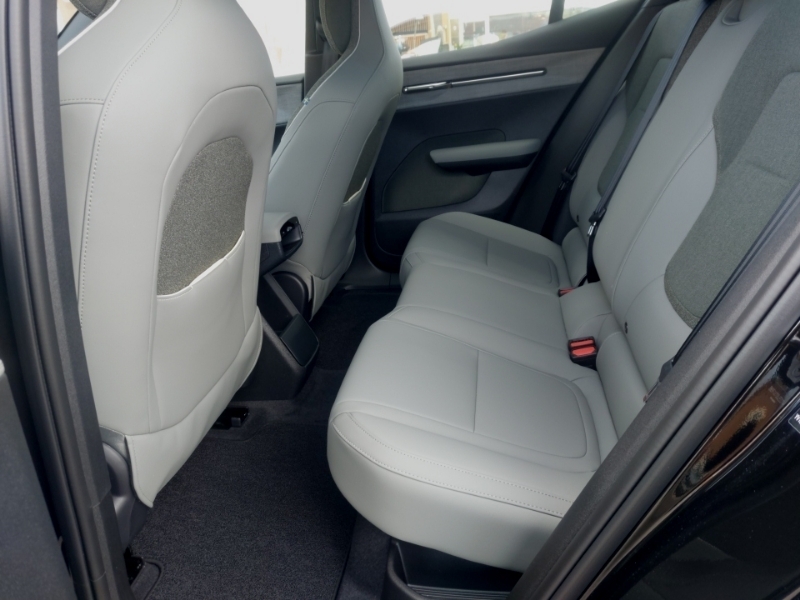 Volvo EX30 200Kw Sm Extended Range Plus 69Kwh Black #6