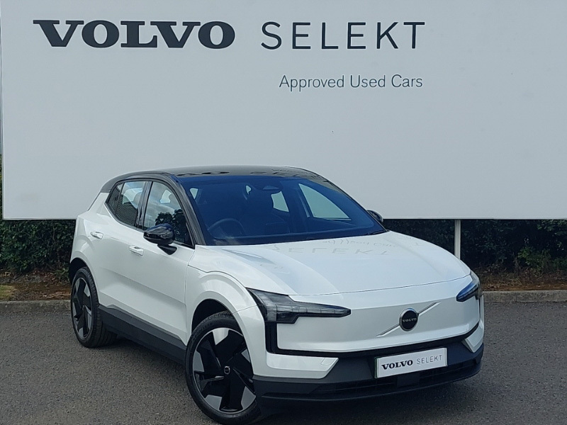 Volvo EX30 200Kw Sm Extended Range Plus 69Kwh White