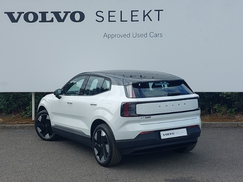 Volvo EX30 200Kw Sm Extended Range Plus 69Kwh White #2