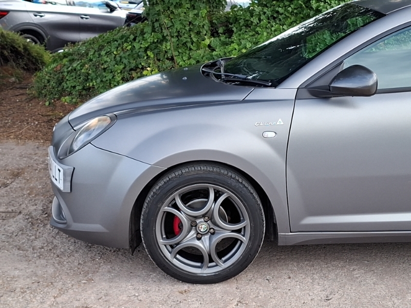 Alfa Romeo MiTo Hatchback White #19