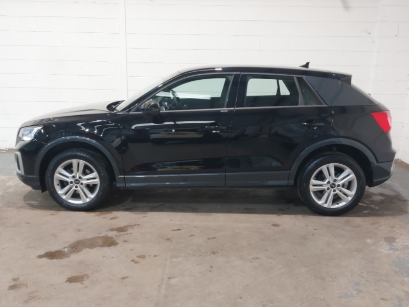 Audi Q2 30 Tfsi Sport SL24TYF Black #4
