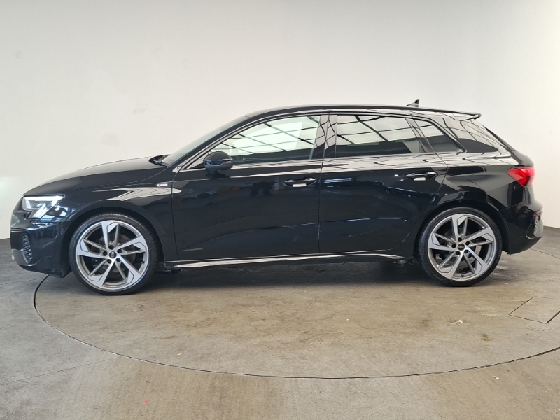 Audi A3 35 Tfsi Black Edition YK23TLH Black #4