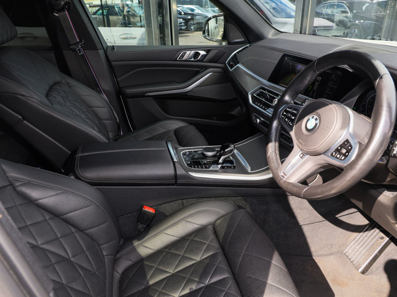 BMW X5 Xdrive30d Mht M Sport White #6