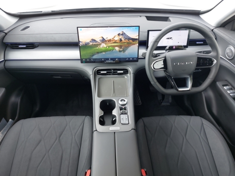 Chery Tiggo 8 1.5T Phev Summit Dht Black #3
