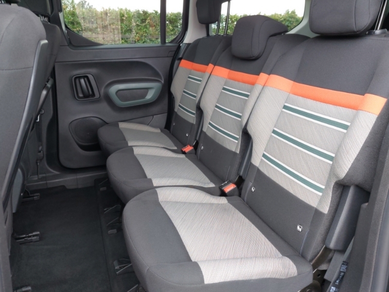 Citroen e-Berlingo 100Kw Flair Xtr XL 50Kwh 7 Seat Black #6