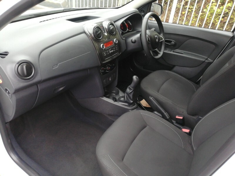Dacia Sandero 1.0 Sce Essential White #5