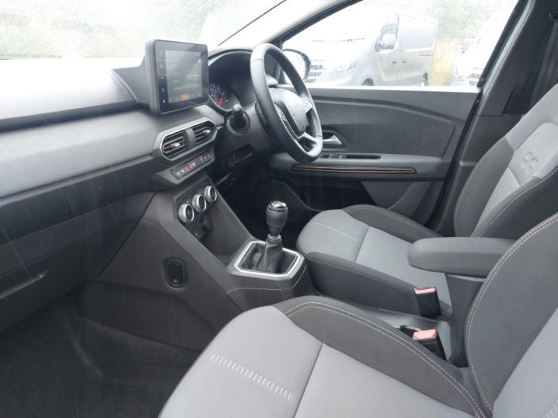 Dacia Sandero Stepway 1.0 Tce Extreme Green #5