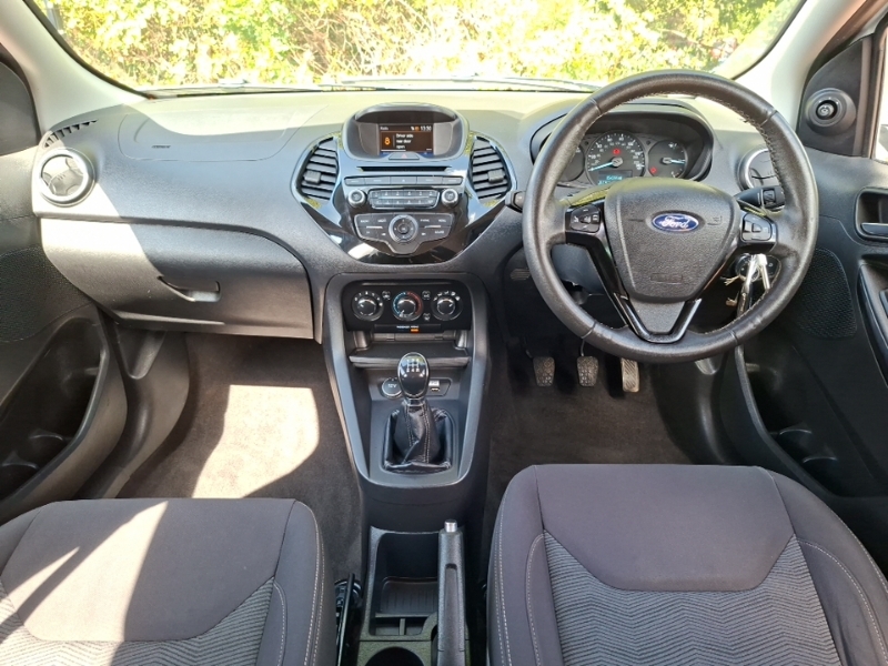 Ford KA+ 1.2 Zetec White #3
